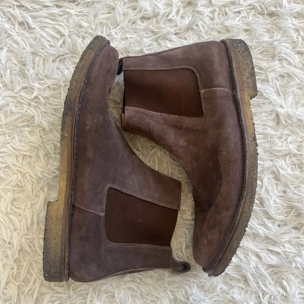 Barneys New York Suede Chelsea Boots Men's Size 8.5 Fit BIG More Like 9.5 Brown - Picture 3 of 4